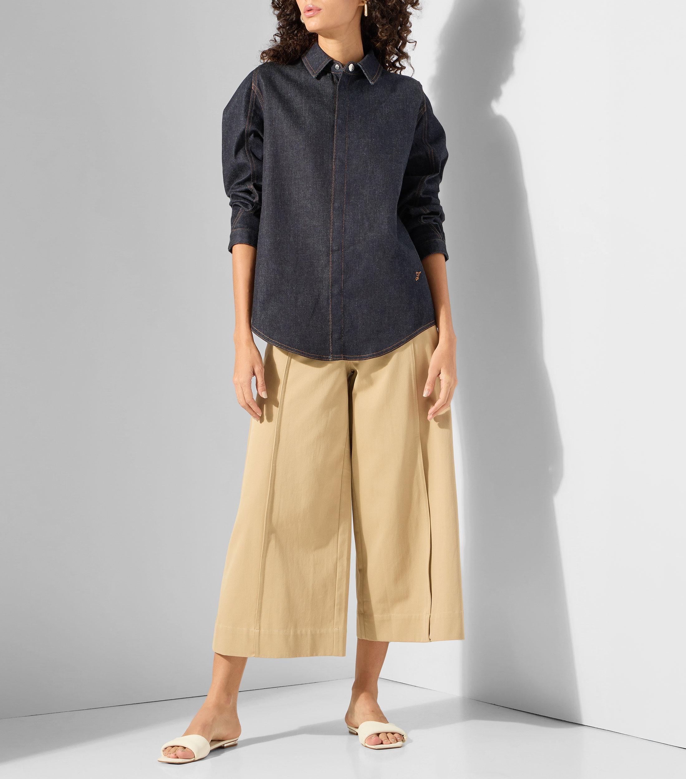 Camisa de mezclilla lisa con manga larga Mujer
